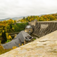 Sperrmauer
